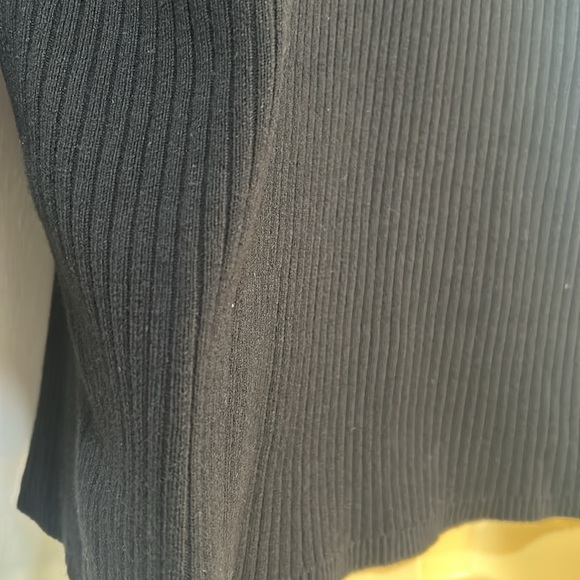 TALBOT LONG SLEEVE SUETER WOMEN SIZE M BLACK SHOULDER SNAP - Picture 7 of 9